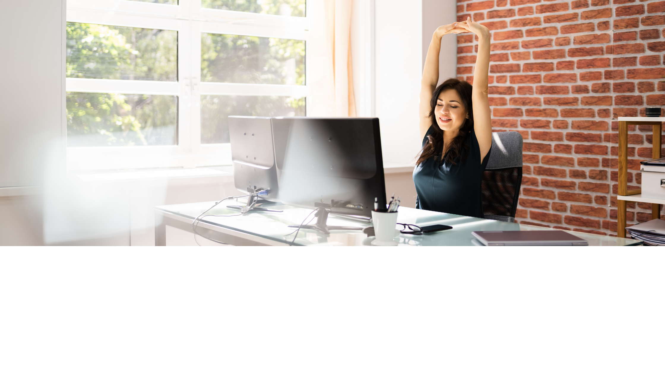 How to successfully adopt the hybrid workplace model for your company